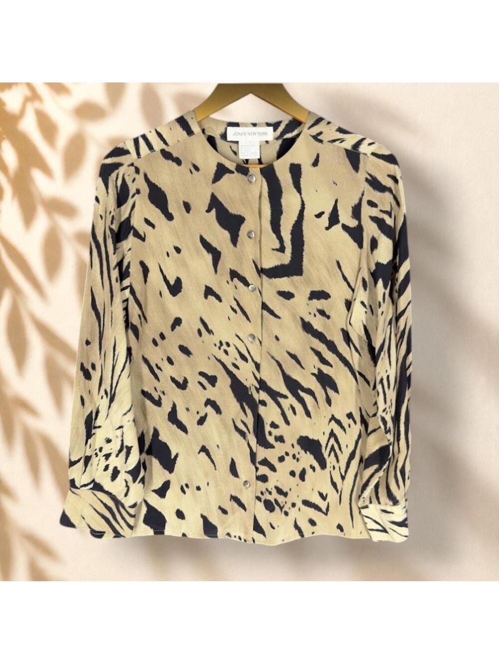 Jones New York Button Up Top Women 8 Brown Geometric Long Sleeve Silk Casual